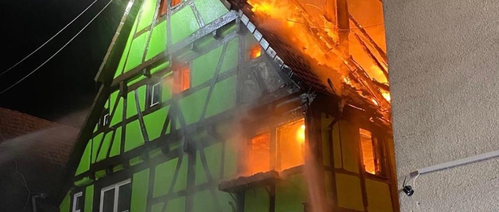 Spenden sammeln | Komplettes Haus nach Brand zerstört | Spendenseite