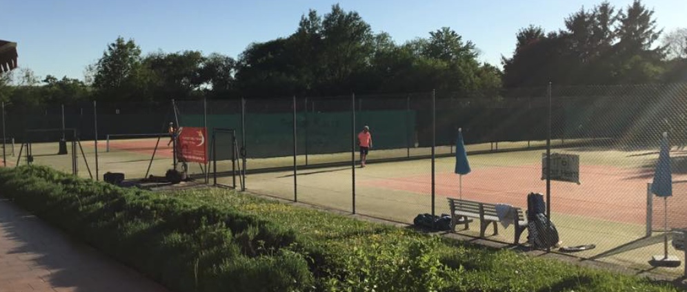 Spenden sammeln | Start Hilfe für neu gegründeten Tennisverein | Spendenseite