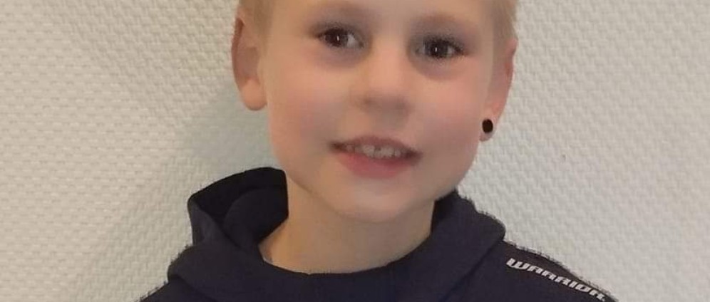 Spenden sammeln | Eishockey Traum eines autistischen Jungen | Spendenseite