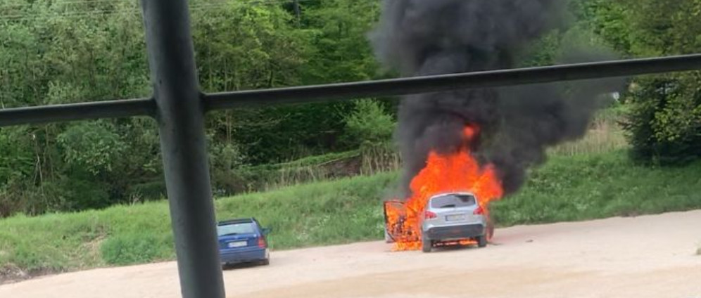 Spenden sammeln | Autoersatz nach vollständigem Abbrennen des Autos | Spendenseite