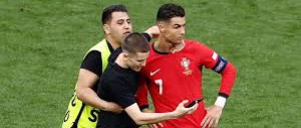 Spenden sammeln | Flitzer auf Ronaldo | Spendenseite