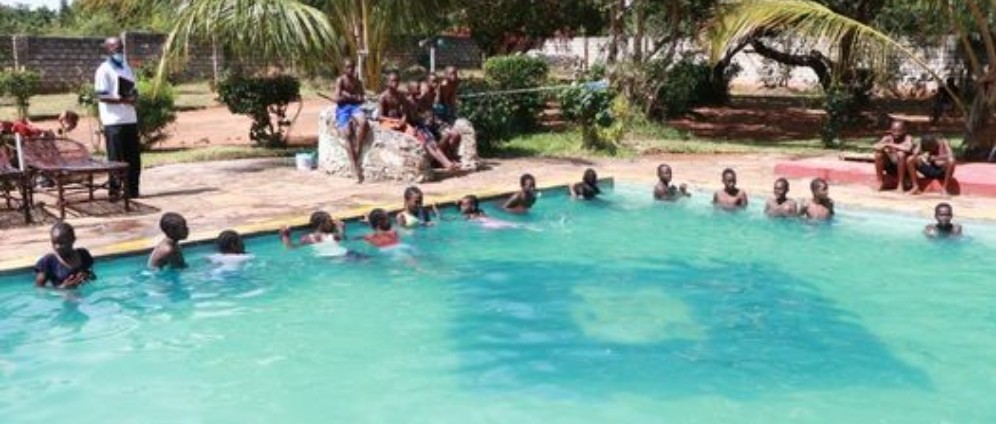 Spenden sammeln | Wir bauen ein Pool für unsere Schule | Spendenseite