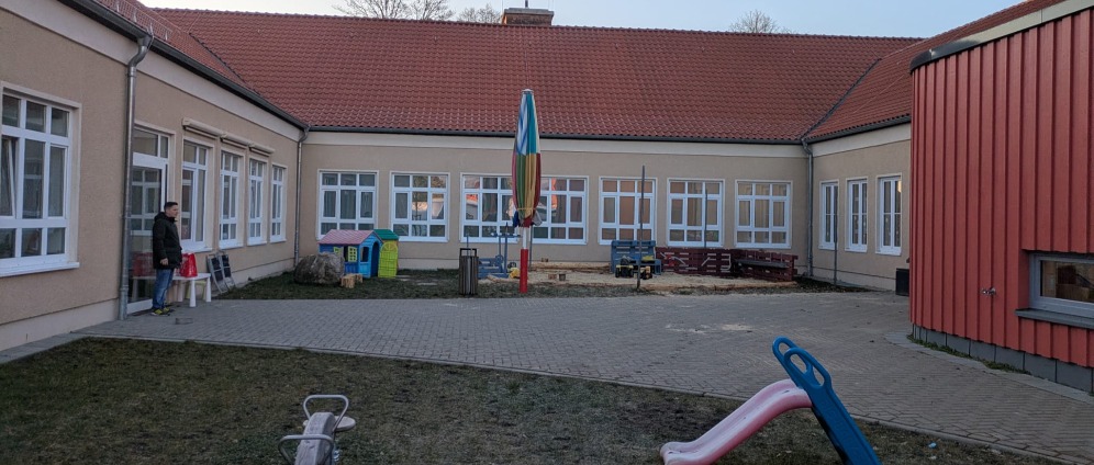Spenden sammeln | Pergola als Sonnenschutz für Krippe | Spendenseite