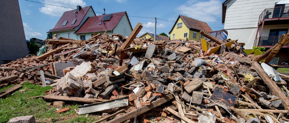Spenden sammeln | Fettwolke explodiert Haus weg, | Spendenseite